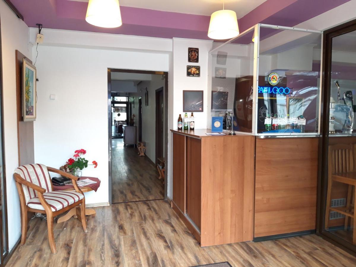 Pensiunea Boema Ploieşti Exterior foto