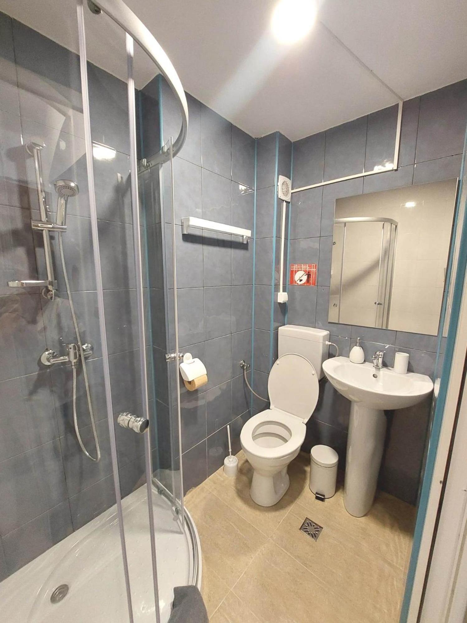 Pensiunea Boema Ploieşti Exterior foto
